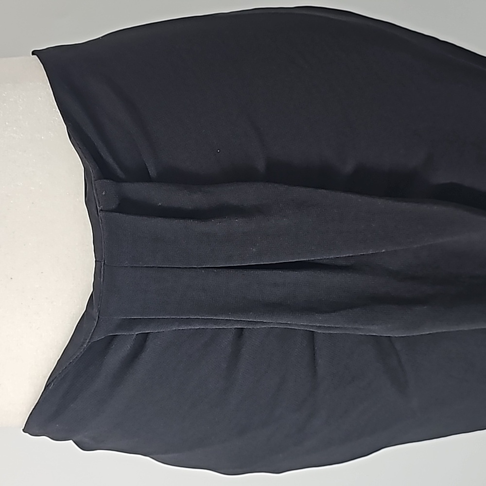 Express Sexy Crinkle Fabric Skirt with Front Pleat Detail & Slit Black - Picture 4 of 11